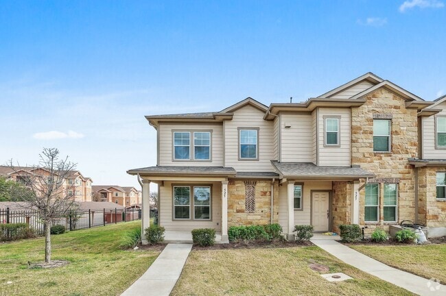 Building Photo - 525 N Heatherwilde Blvd Rental