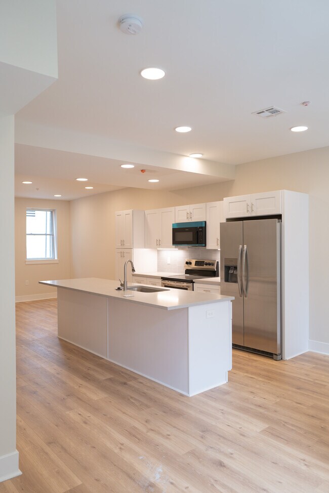 Extra Dining/Office Space on the Left of Kitchen - 16 S 20th St Apartments Unit 16-2