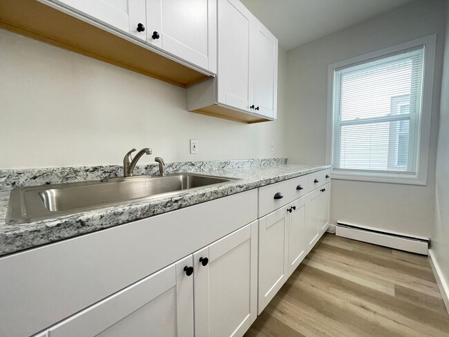 Photo - 124 Beech St Unidad 3s