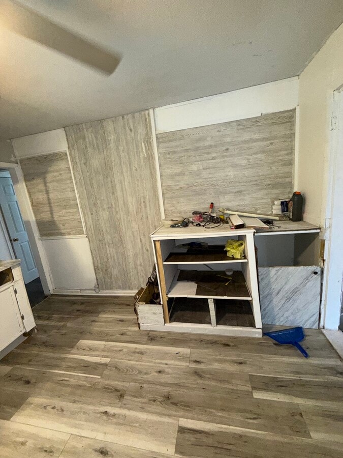 Photo - 2621 Churchill Ave