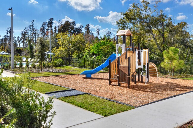 Photo - Lake Bluetail Apartments