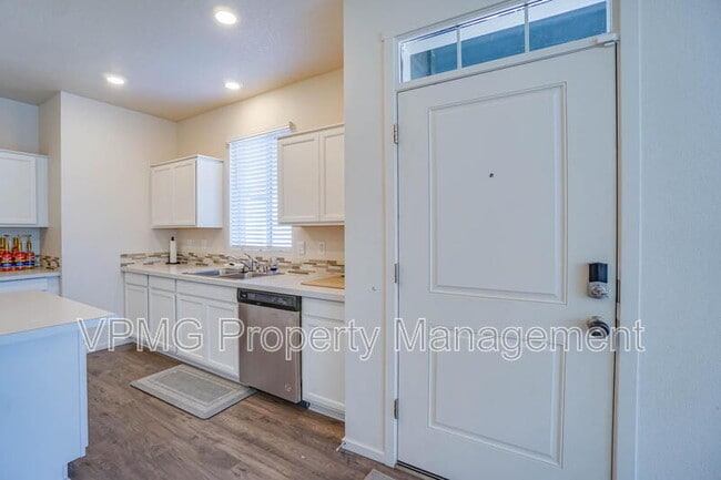 Photo - 7049 NE 4th Ct