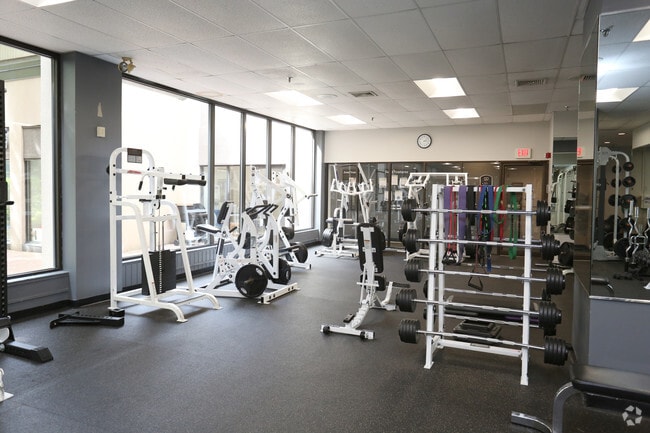 Fitness Center - Atrium On Commonwealth