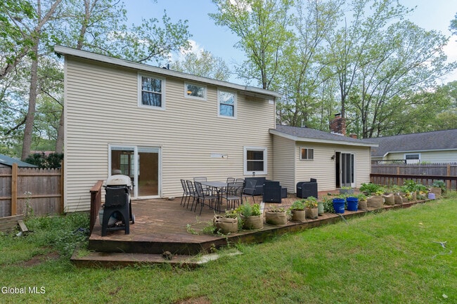 Photo - 3 Heather Ln