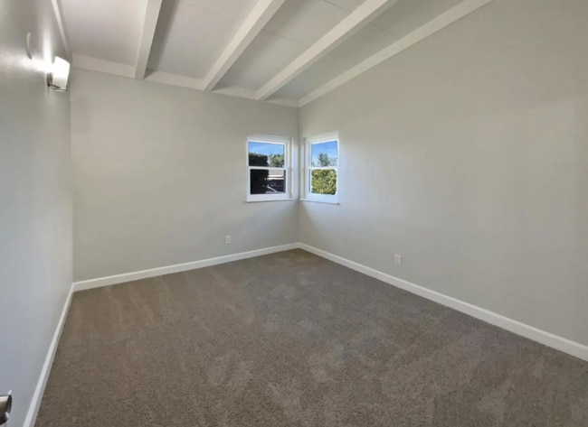 Photo - 5819 Roanoke St