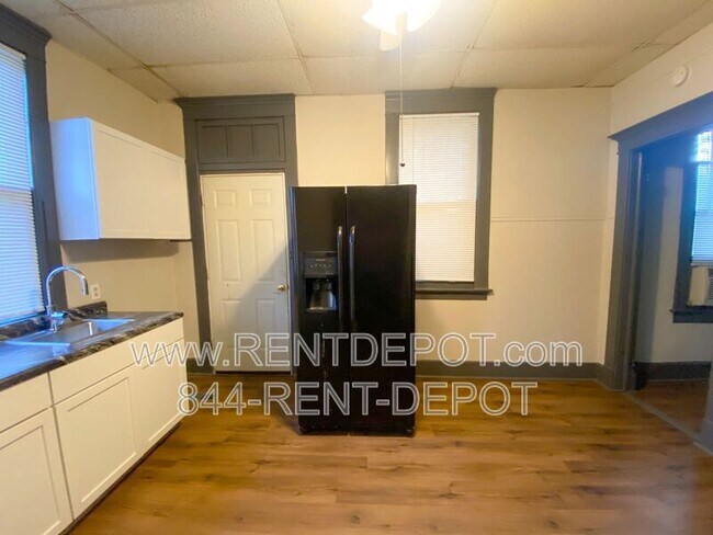 Photo - 613 Monroe Ave Unit B