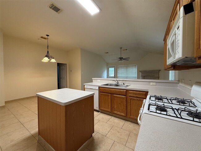 Photo - 6311 Rumford Ln