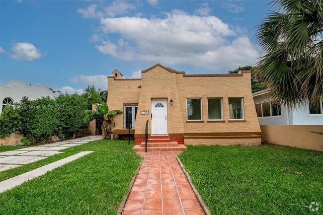 Building Photo - 1769 SW 24th Ter Rental