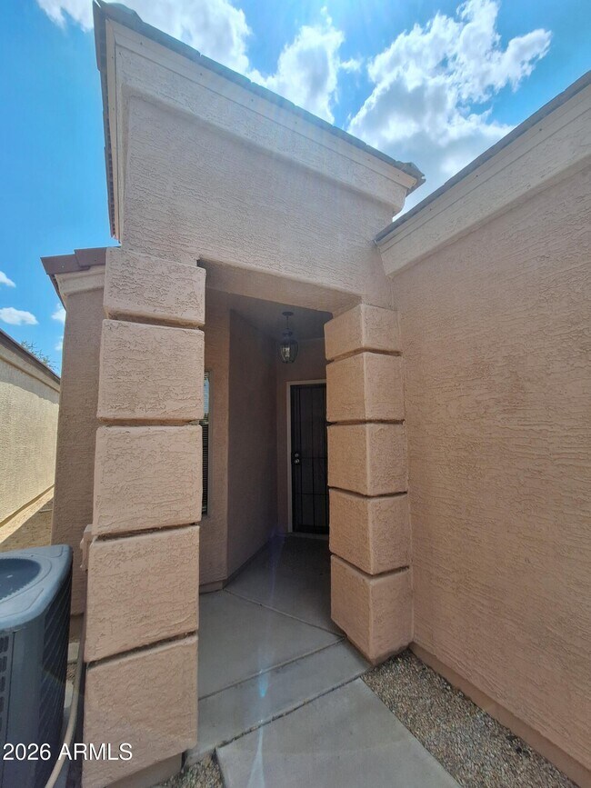 Photo - 3307 E Fremont Rd