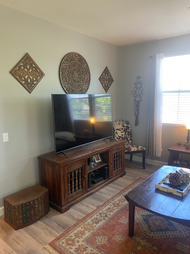 Photo - 27352 Oaktree Pl