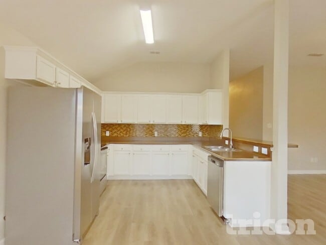 Photo - 9641 Linton Dr