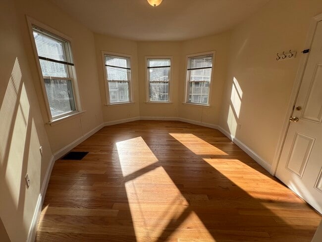 Photo - 12 Weld Hill St Unit 2