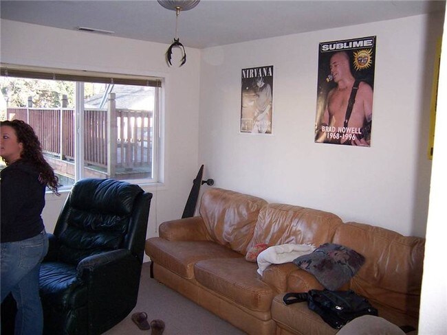 Photo - 4720 19th Ave NE