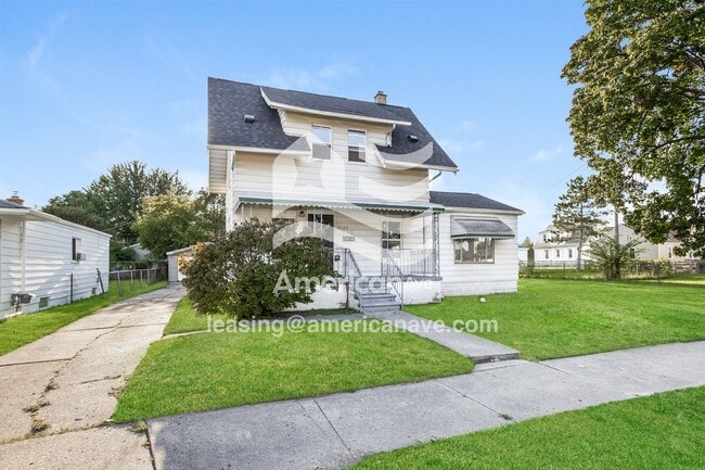 Photo - 25163 Pearl St