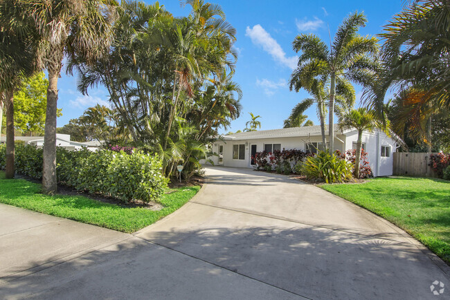 Building Photo - 466 Tequesta Dr Rental