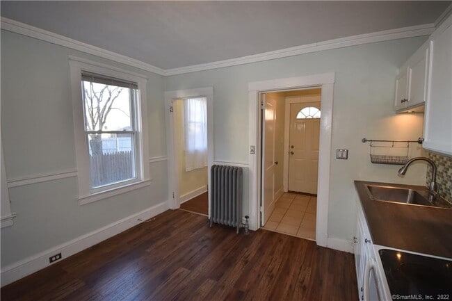 Photo - 73 Center St Unidad C