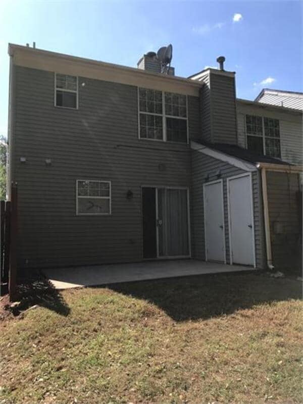 Photo - 5703 Wells Cir