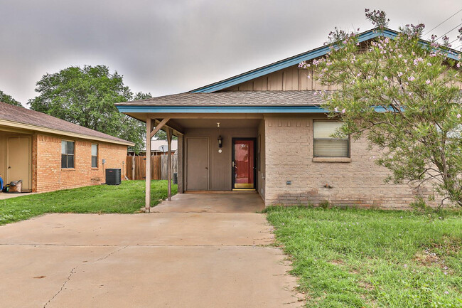 Photo - 6502 26th St Townhome