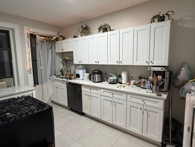 Photo - 100 Linden St Unit 6
