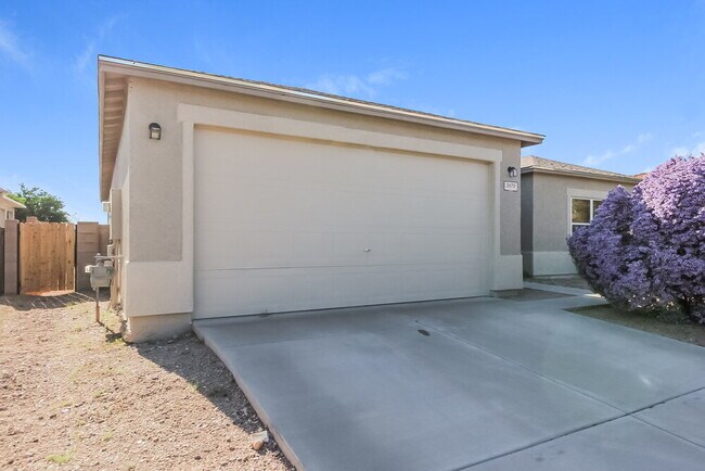 Photo - 3670 S Western Way