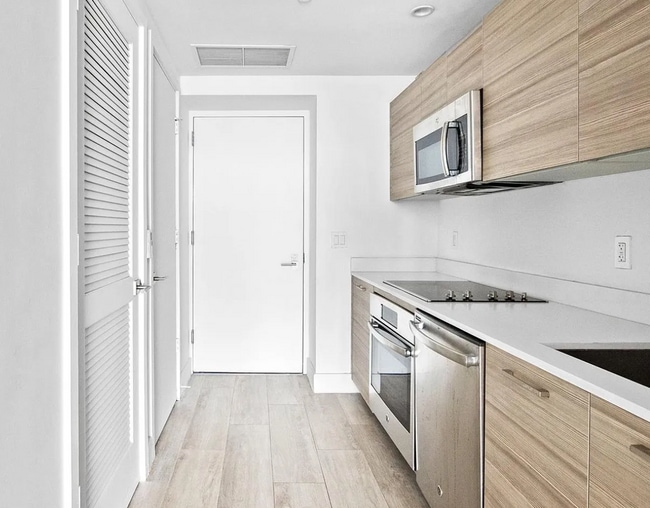 Photo - 121 NE 34th St Unit 2315