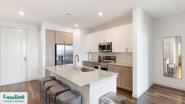 Photo - 255 Williamsburg Pkwy Unidad E308.1409539