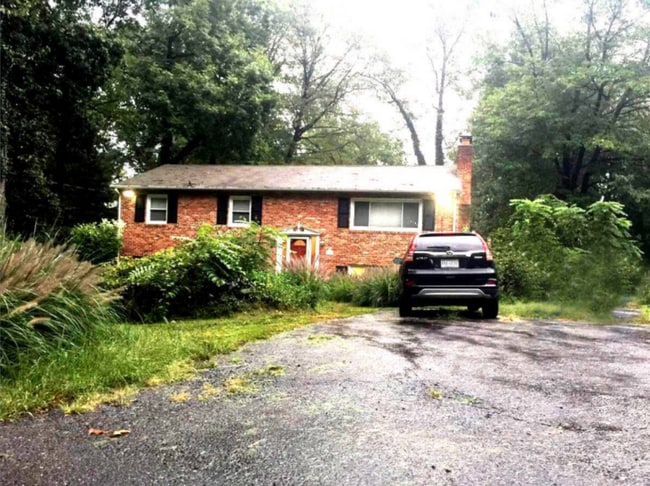 Photo - 44334 Village Dr