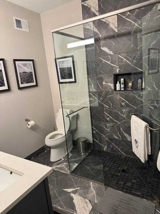 Master bathroom - 5 S Market St Unit 3rd floor B