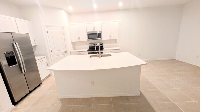 Photo - Annual UNfurnished 3/ 2 1/2 townhome in great location near I-75 at Skye Ranch