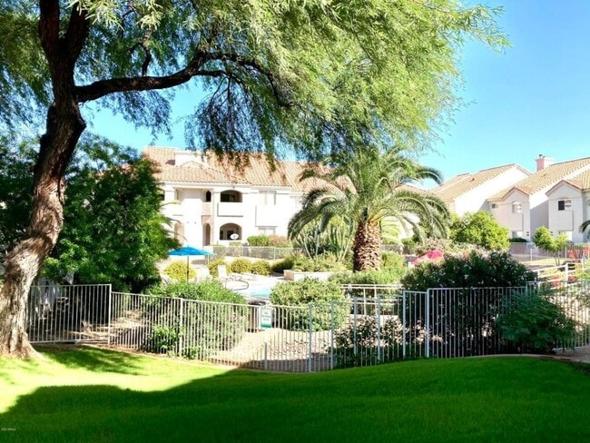 2 Bedroom Paradise Valley Gem with Private... - 2 Bedroom Paradise Valley Gem with Private... Condo Unit 107