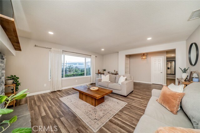 Photo - 4659 Crestview Dr