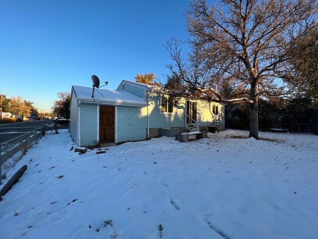 Photo - 3701 S Hooker St