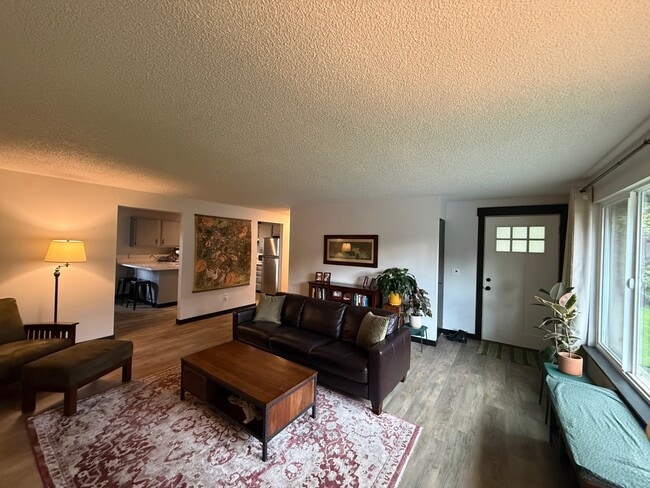 Photo - 26714 NE Valley St