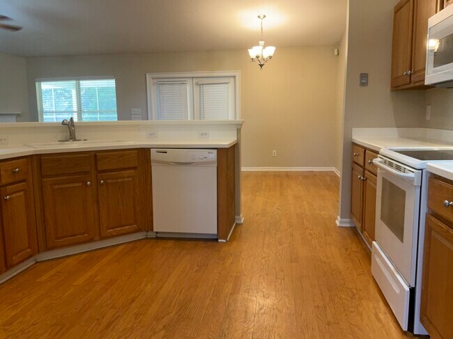 Photo - 209 Stellar Ct