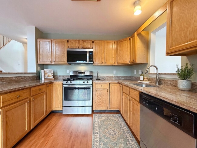 Photo - 306 Pimlico Way