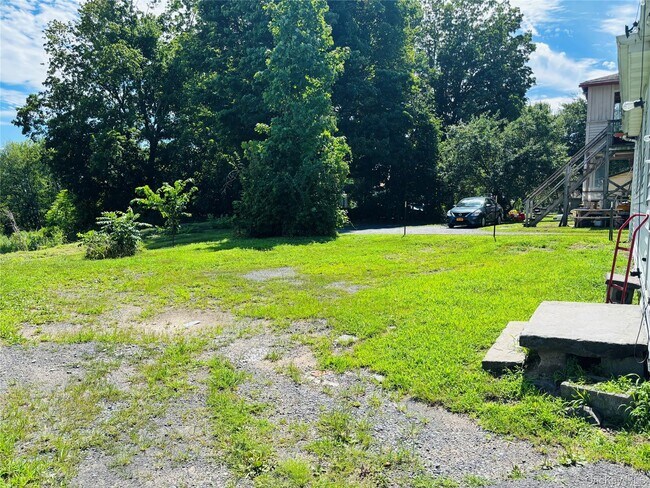 Photo - 22-24-24 Jane St Unit 24A