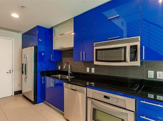 Photo - 60 SW 13th St Condo Unit 2816