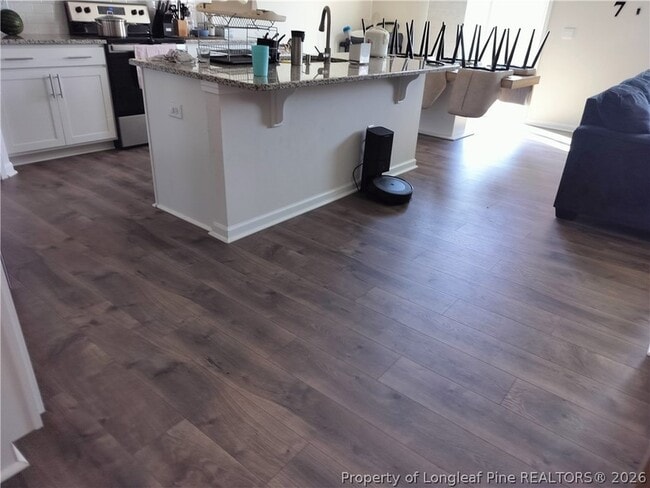 2122 Clydesmill Rd