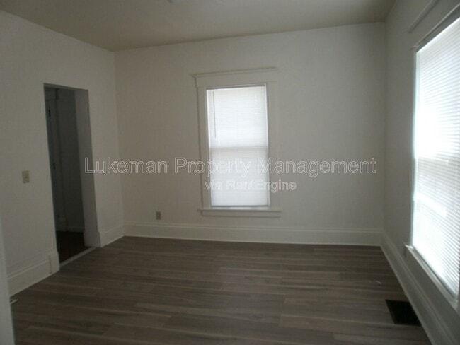 Photo - 511 Clinton Ave