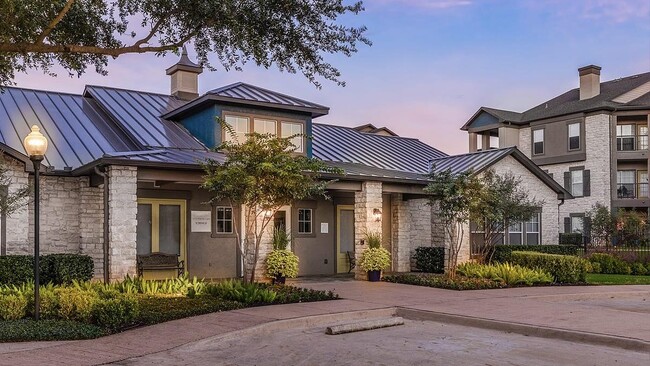 Photo - 10101 W Parmer Ln Unidad 1423