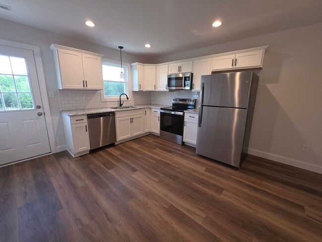 2266 Smith Mountain Lake Pkwy Unit A