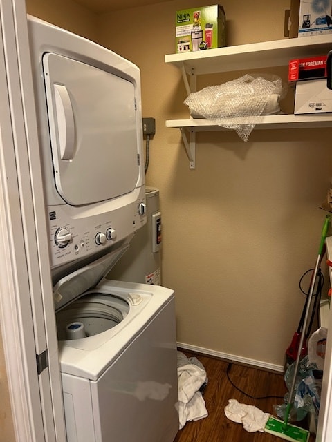 Pantry w/washer & dryer - 75-5743 Alahou St Unit 302