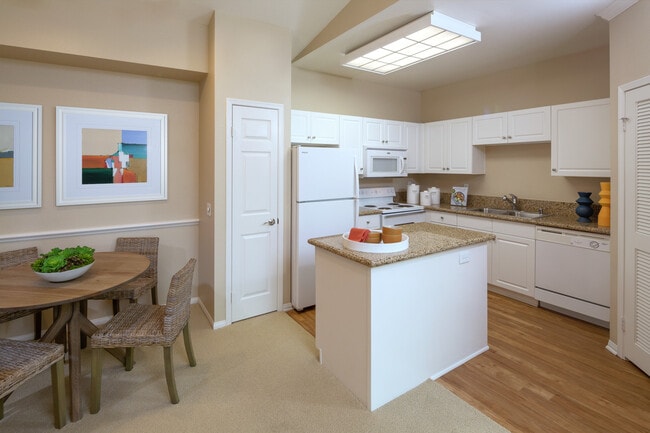 Monte Vista Apartment Homes