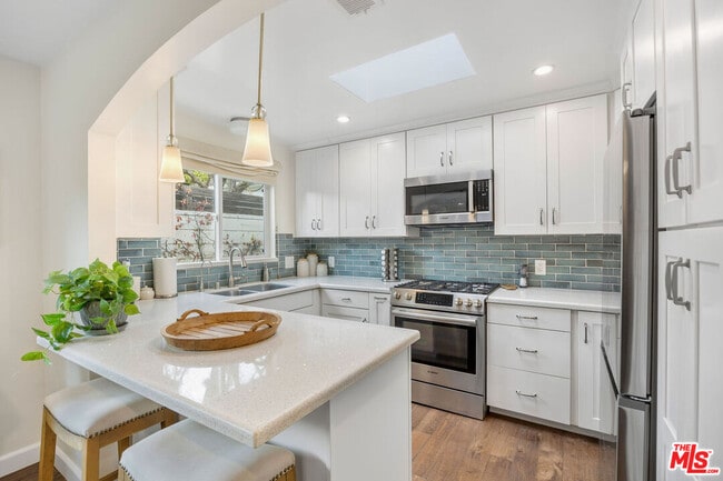 Photo - 1039 26th St