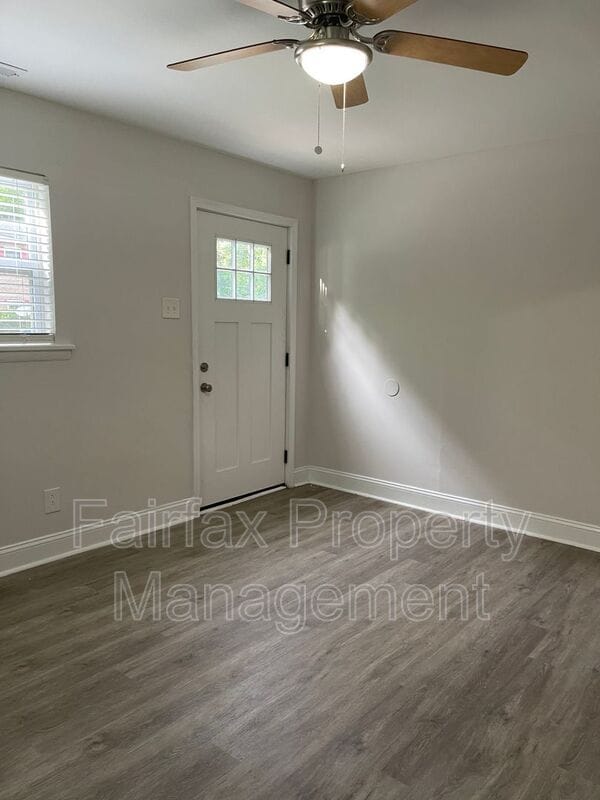 Photo - 1120 Elmo St Unit B