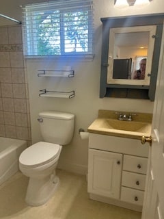 Photo - 305 W 1st St