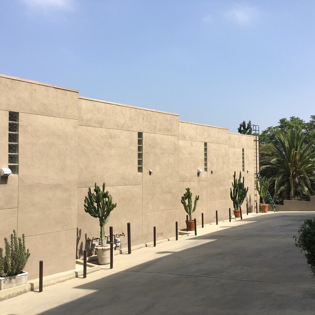 Photo - 1733 Lucile Ave Unidad 6