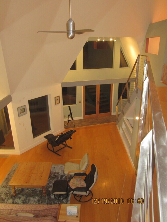 Photo - 46631 Iversen Dr House