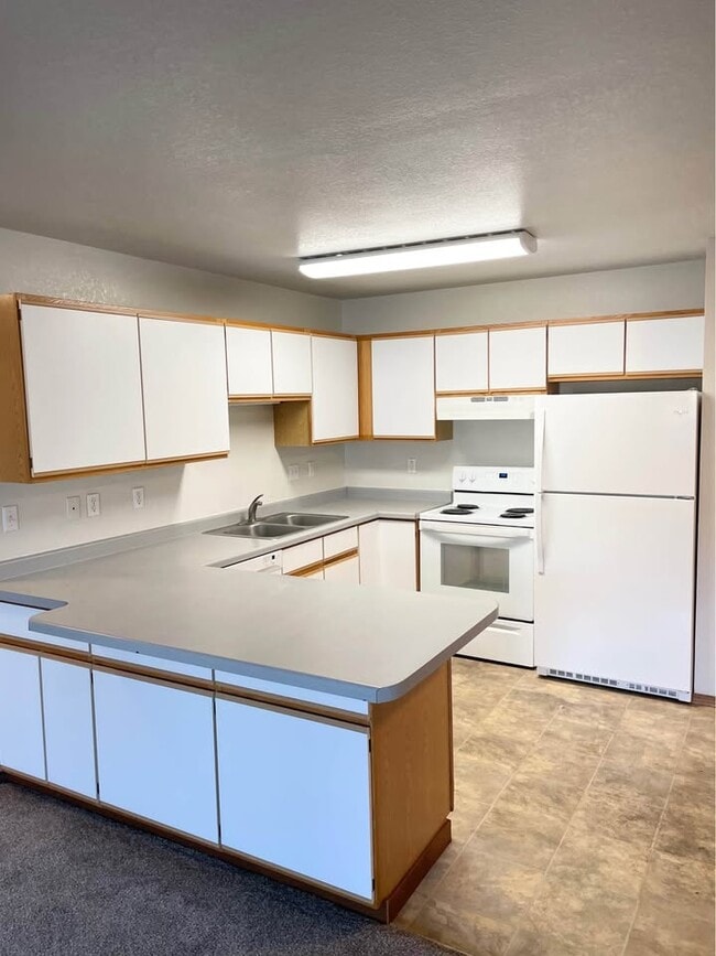 Building Photo - 2745 Glen Creek Pl Unit 2