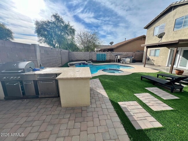 Photo - 2721 S 108th Ave